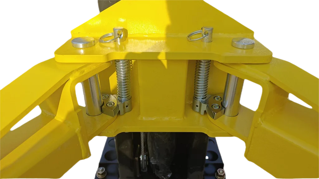 Halo Lifts Clear Floor 2 Post Car Hoist - 4.5 Ton Capacity